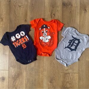 Detroit Tigers MLB Baseball Baby Onesies Bodysuits Size 0-3 Months